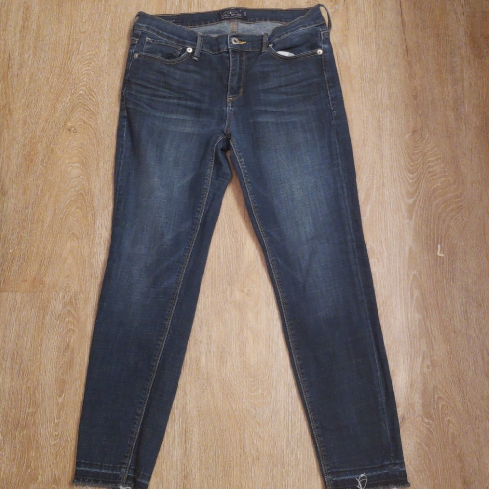 Lucky Brand Brooke Capri Jeans